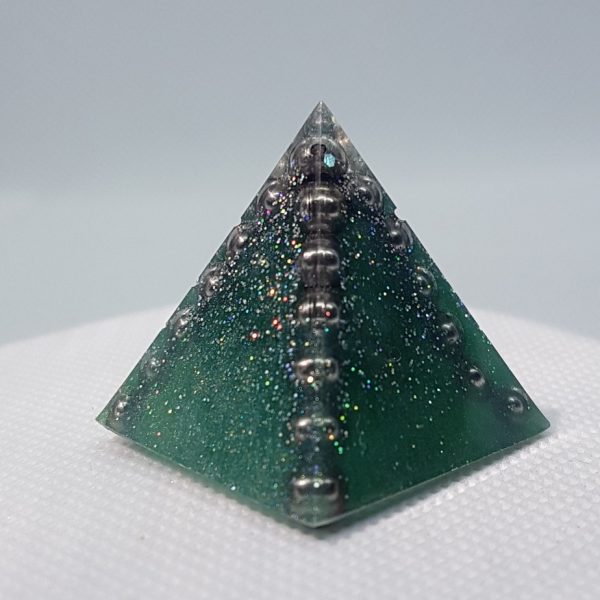 Sky Scalar Orgoneit Orgonite Pyramid 3cm