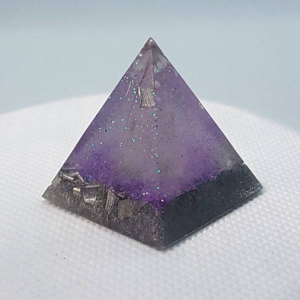 Enter Light Orgoneit Orgonite Pyramid 3cm - Quartz and Silver and Tourmaline. EMF Protection and Scalar Waves. May assist with Healing and Passion!