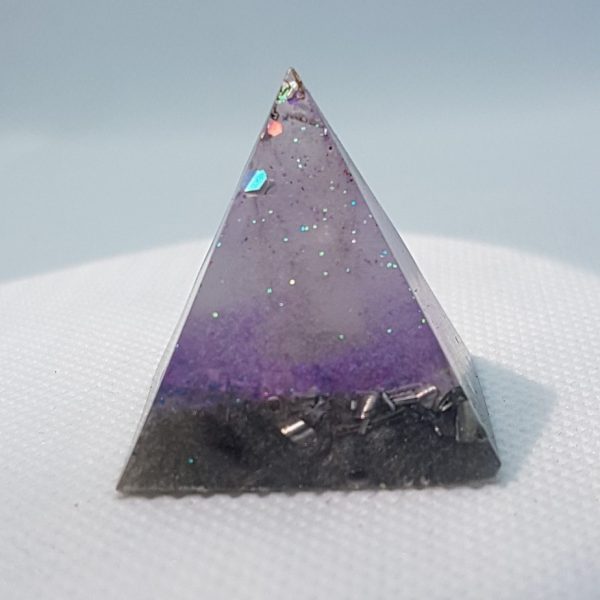 Enter Light Orgoneit Orgonite Pyramid 3cm 1