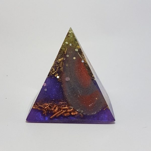 Made from Stars Orgone Orgonite Pyramid 4cm 1