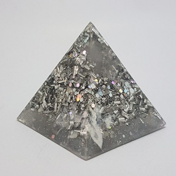 Crystalline Entity Orgonite Pyramid 6cm