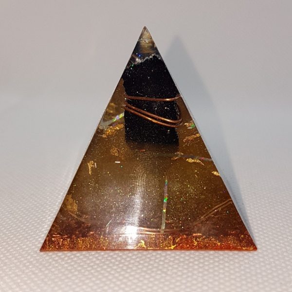 Monolithic Mind Orgone Orgonite Pyramid 5cm 1