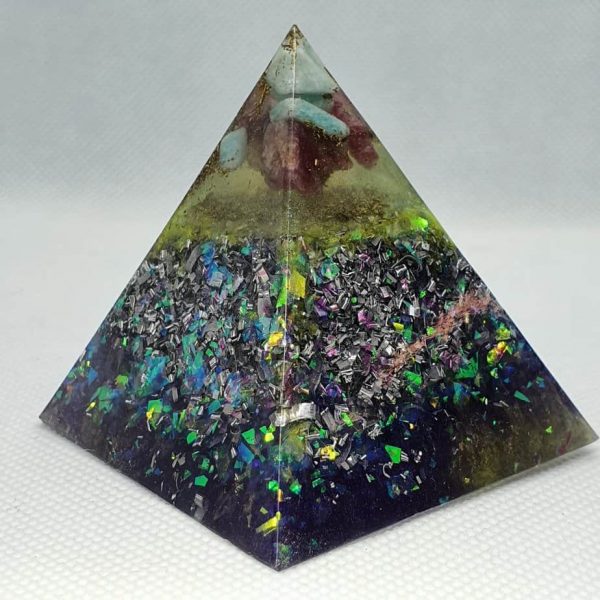 Radiating Tangents Orgone Orgonite Pyramid 6cm 2